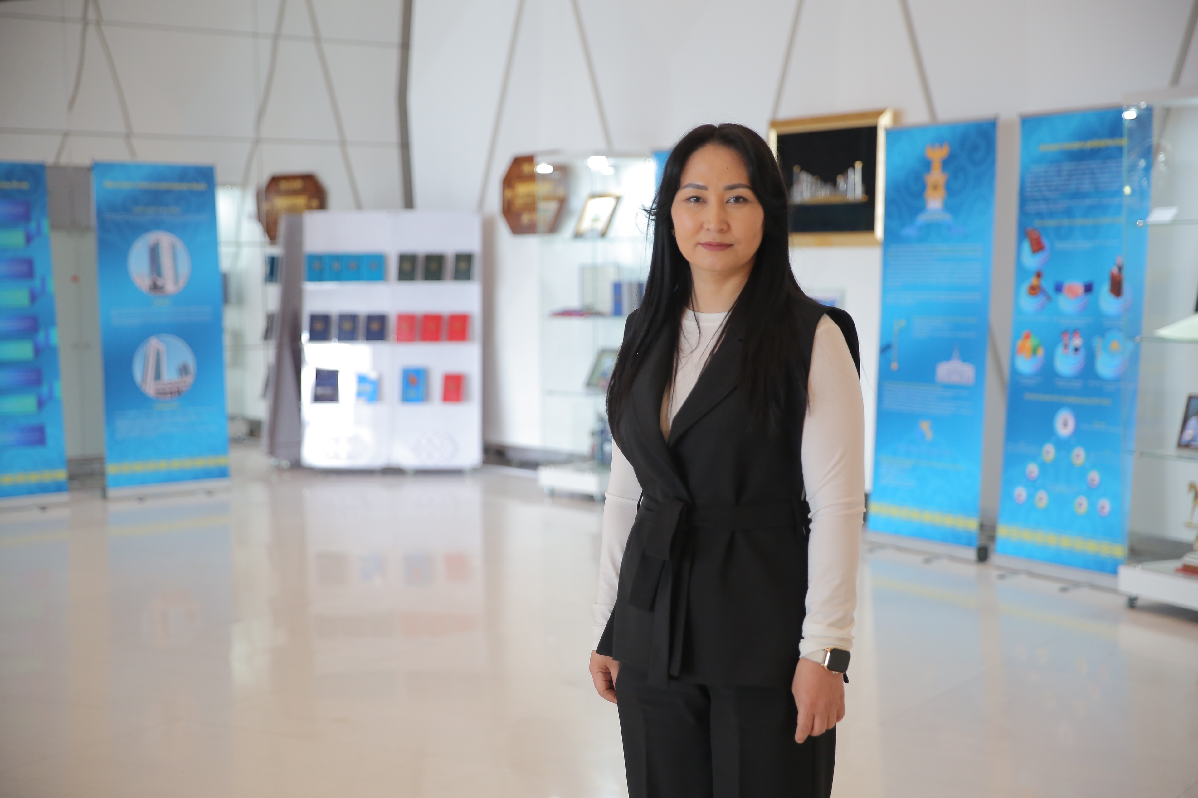 Информационный материал старшего эксперта Службы организации экспозиций и выставок Ержановой А.Б.,  посвященный 65-летию полета в космос Гагарина Ю.А  и 25-летию космического туризма