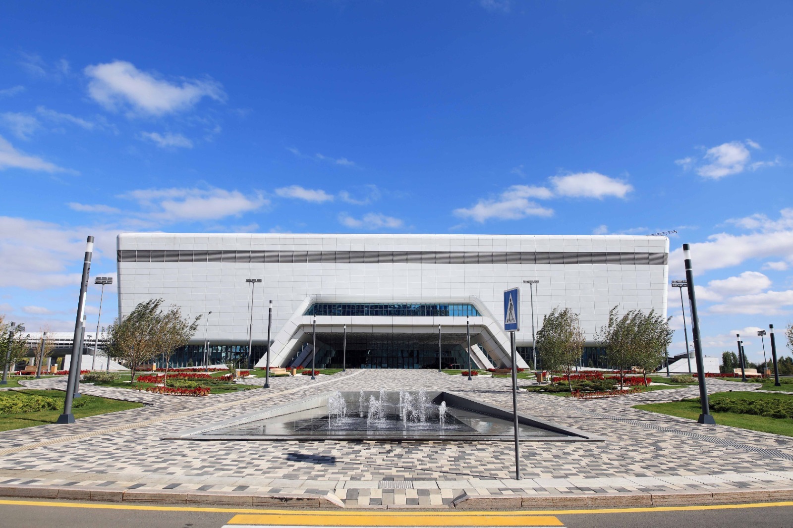 В честь 35-летия независимости Республики Казахстан состоится  «Арт ревю: Көркем ойлар керуені»