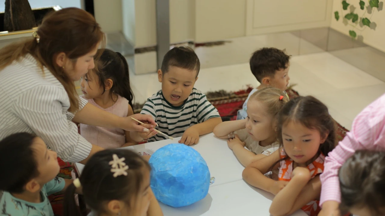 Thematic Tour Held at the Presidential Center as Part of the Nationwide Environmental Campaign "Taza Kazakhstan" 