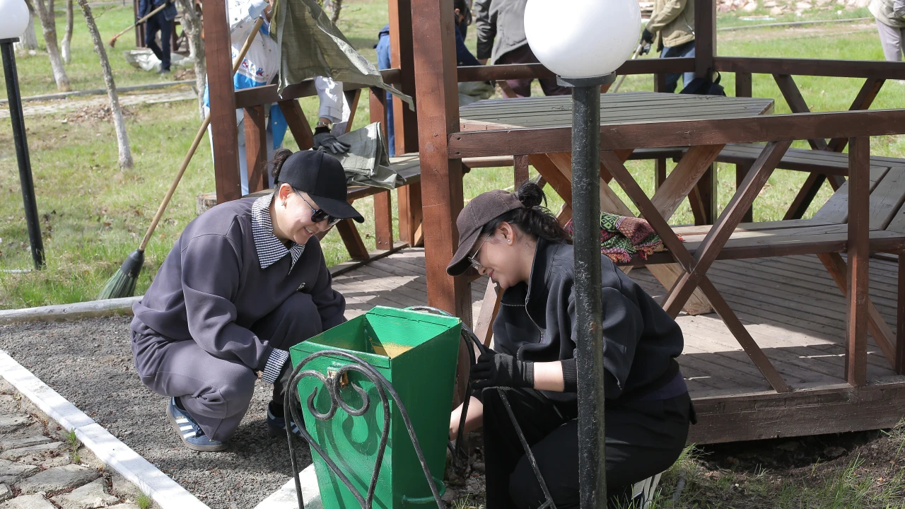 The Team of the Presidential Center Held a Сlean-up Event at the Center for Special Social Services 