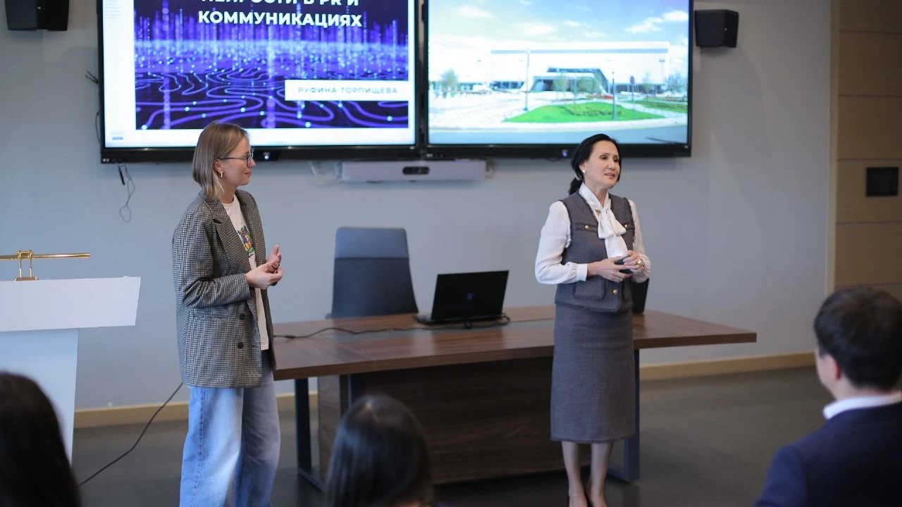 Guided by the President’s Address: Students Explore Neural Networks in PR 