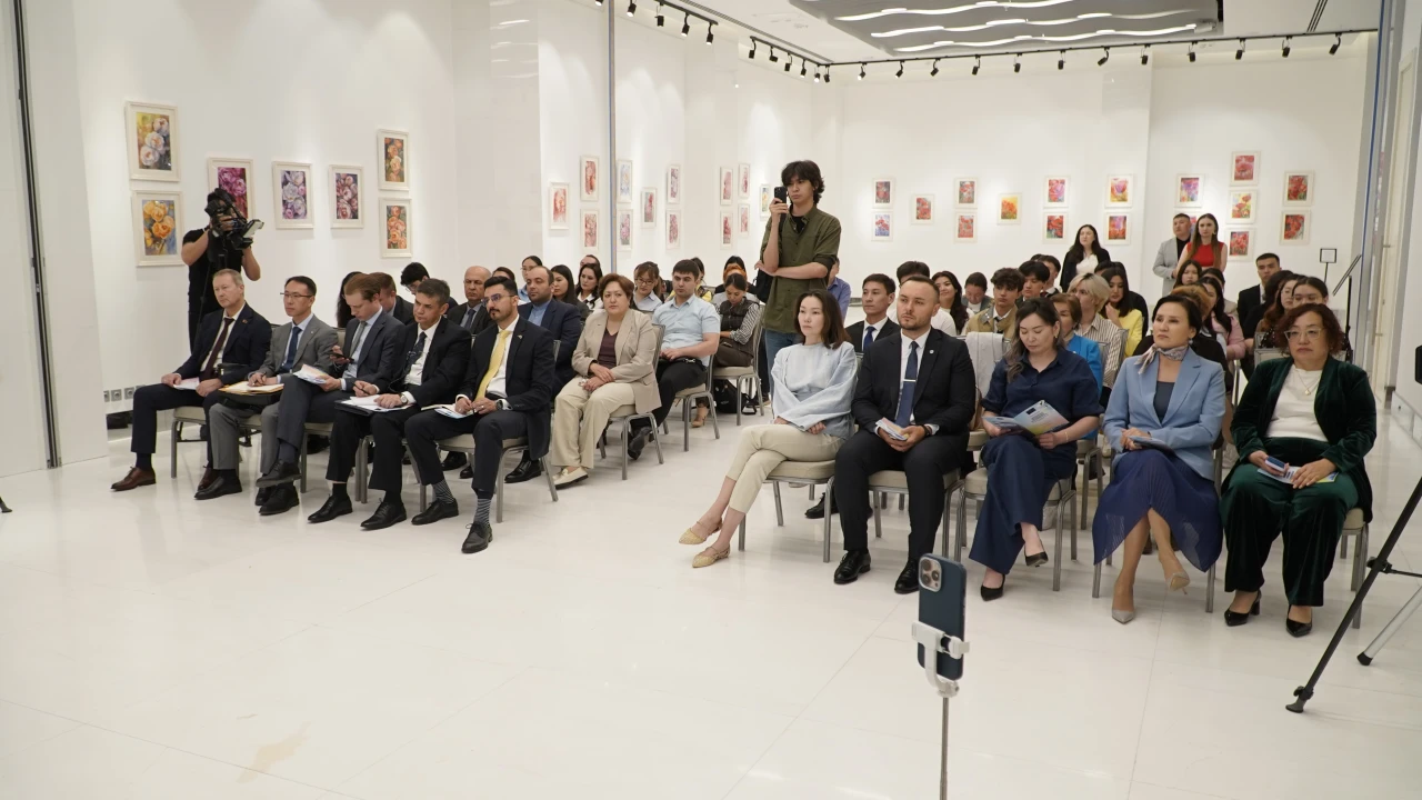 An expert meeting dedicated to the 25th anniversary of the SCO was held at the Presidential Center 