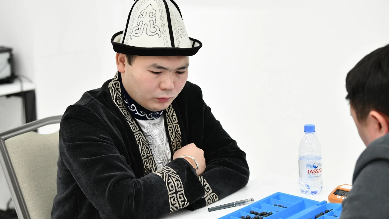 ҚР Президенттік орталығында тоғызқұмалақтан дәстүрлі турнир өтті 