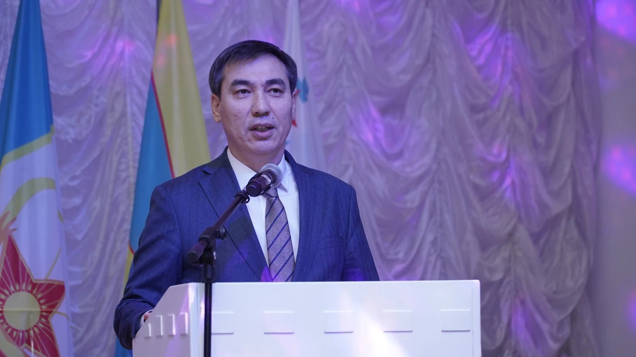 Сағадат Нұрмағамбетов атындағы Әскери колледжде Республика күніне арналған жылжымалы көрме ашылды