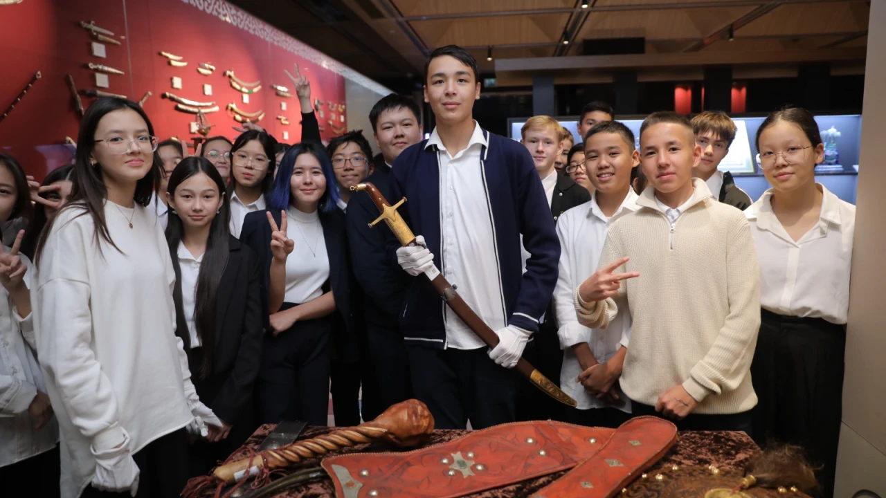 PRESIDENTIAL CENTER OF THE REPUBLIC OF KAZAKHSTAN HOSTED A MUSEUM LESSON FOR STUDENTS FROM THE CITY'S SCHOOL 