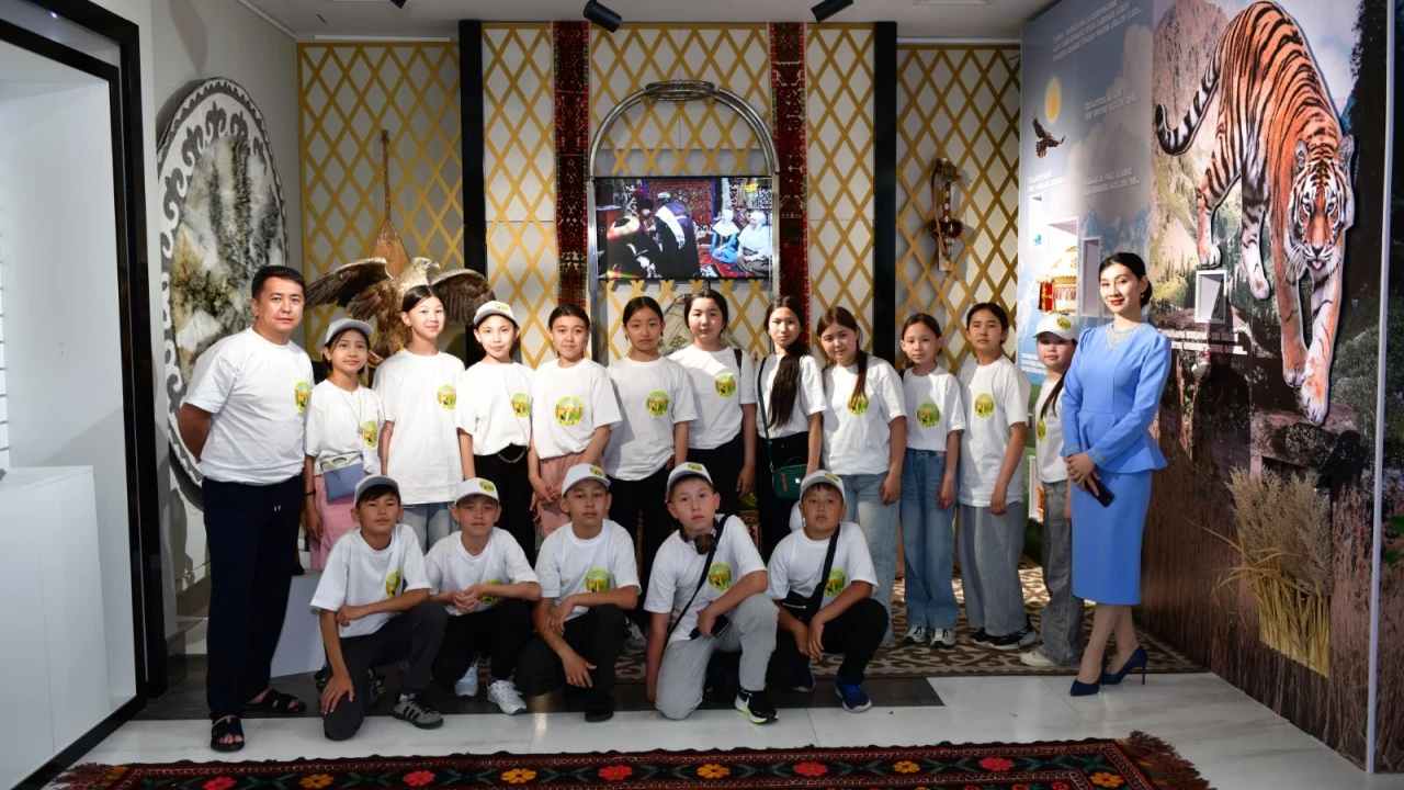 The Museum of the Presidential Center conducted more than 300 guided tours for the public in May 2025