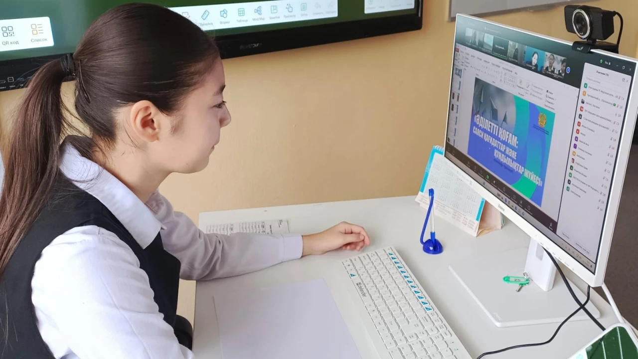 Әділетті қоғам құру ұлттық құндылықтарды қалыптастырудан басталады 