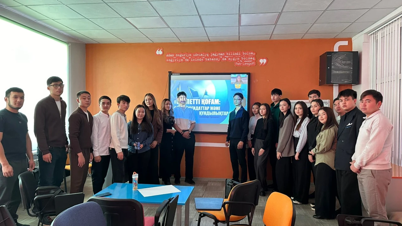 Әділетті қоғам құру ұлттық құндылықтарды қалыптастырудан басталады 