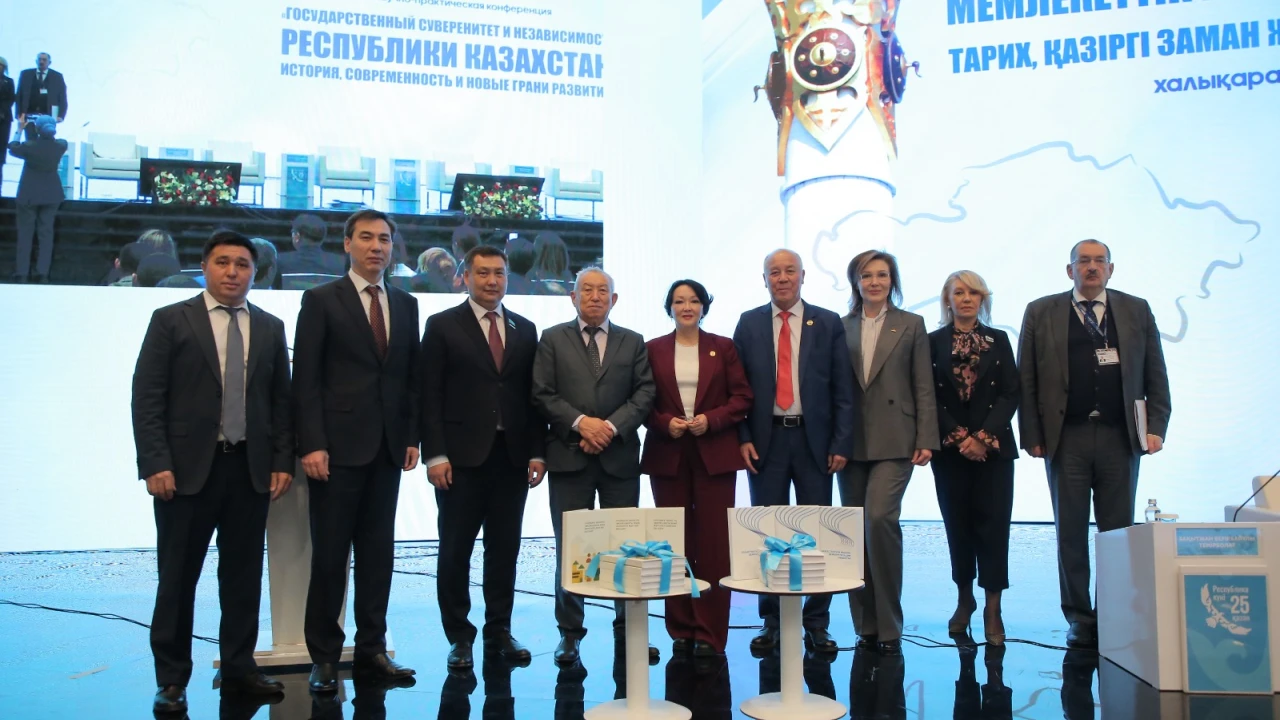 Астанада Республика күніне арналған халықаралық ғылыми-тәжірибелік конференция өтті
