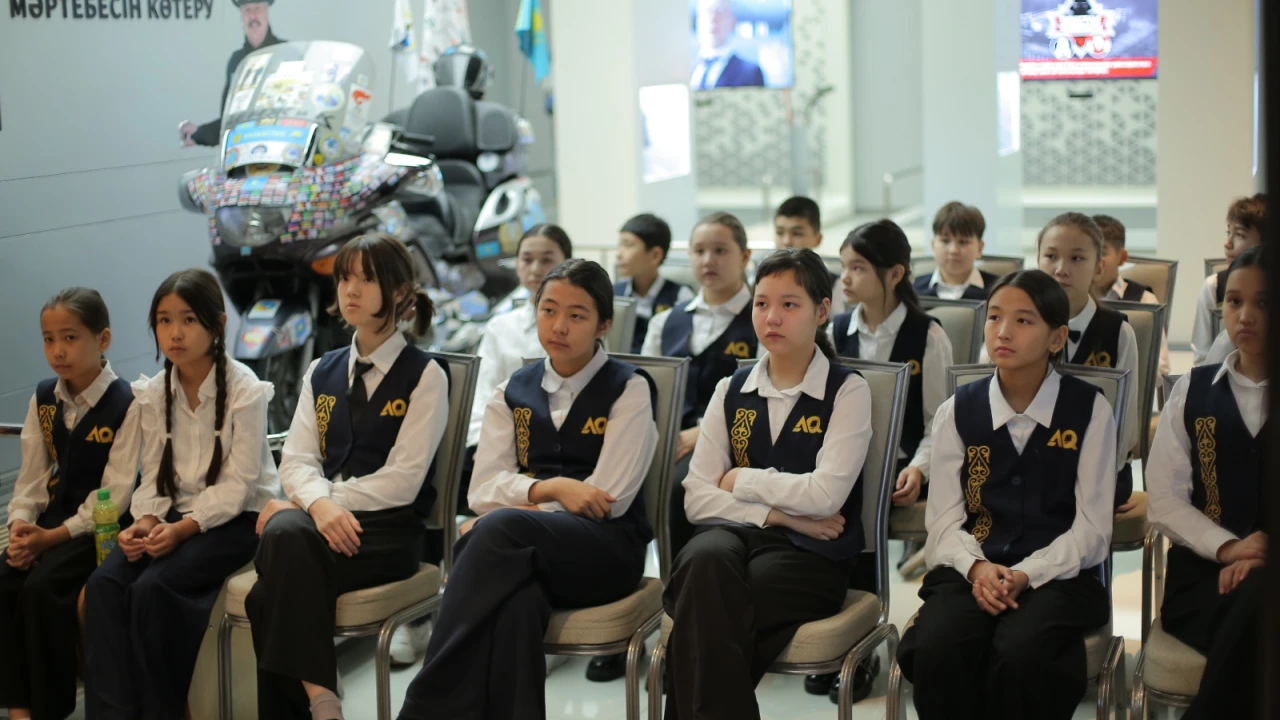 Ұлттық аспаптар әлемі 