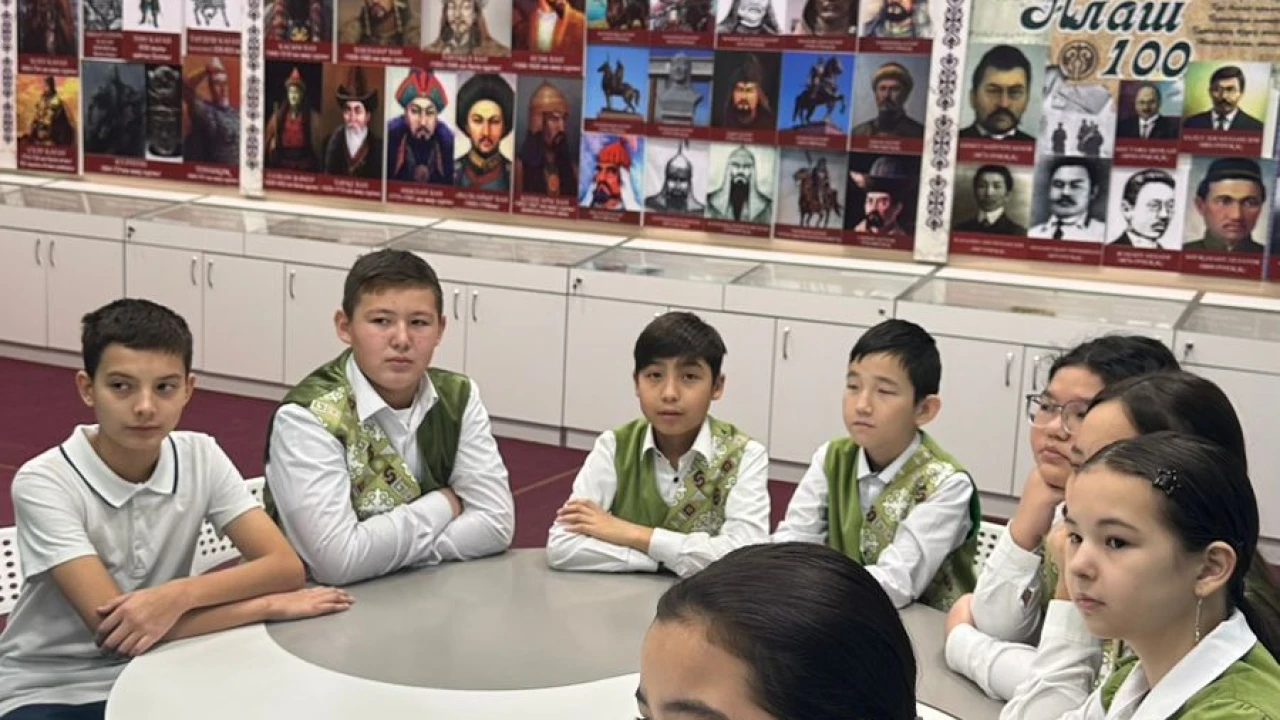 Астанадағы №53 мектеп-лицейінде «Ұлттық құндылықтар ұлағаты»  көшпелі дәрісі өтті 