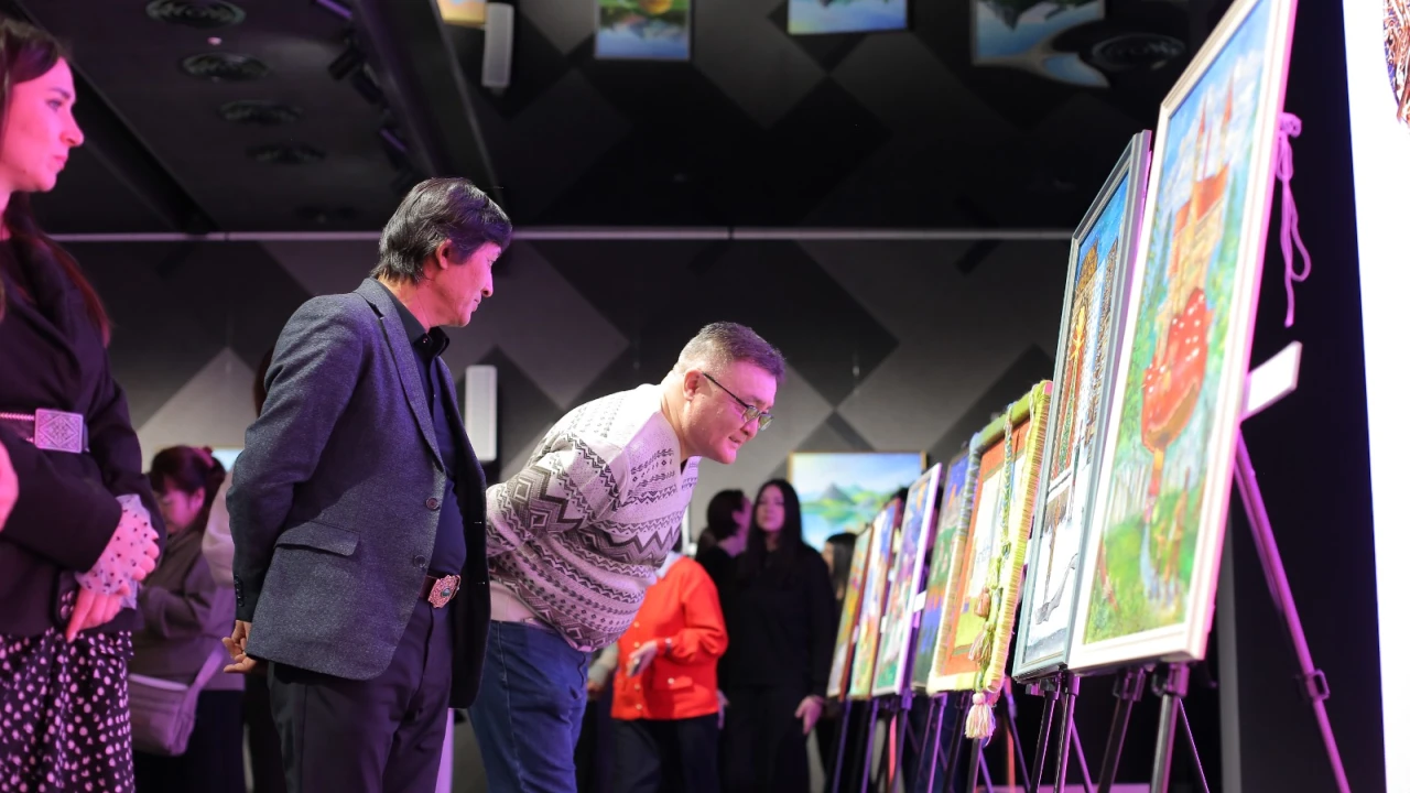 В Президентском центре прошло открытие выставки, дипломных работ выпускников Школы искусств столицы 