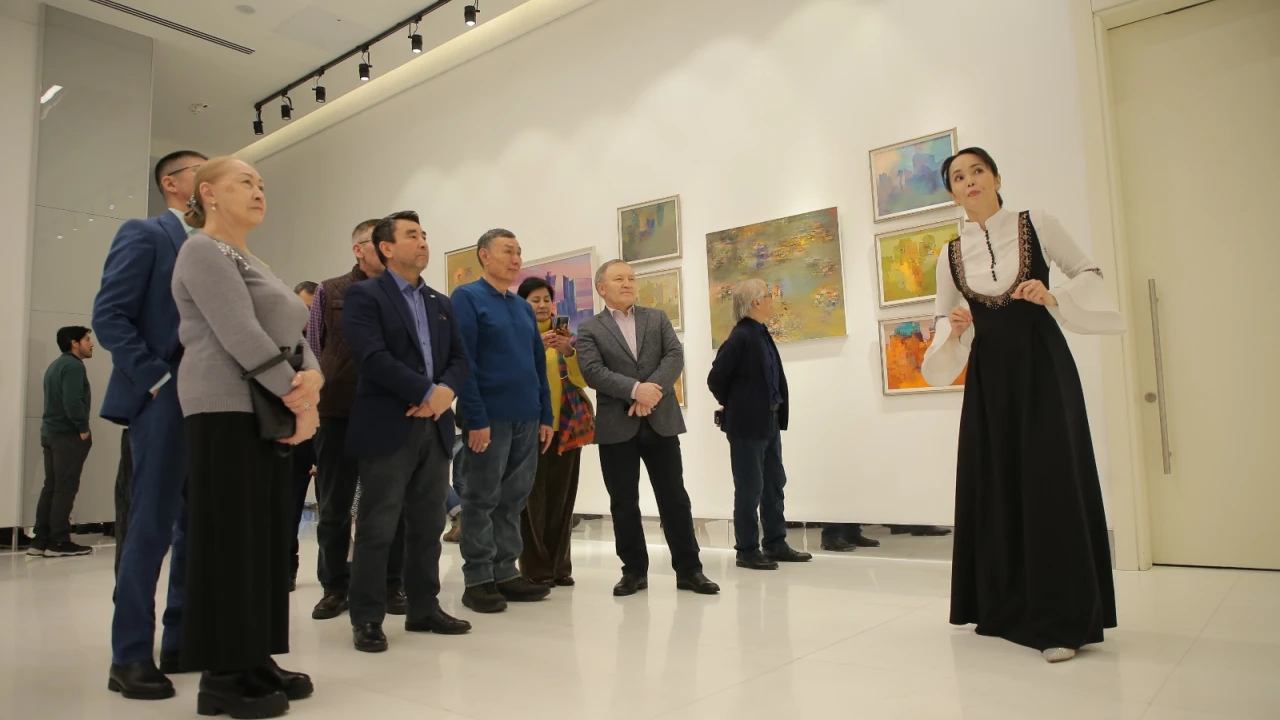 The solo exhibition "Rhythm of the City" has opened in the capital city 