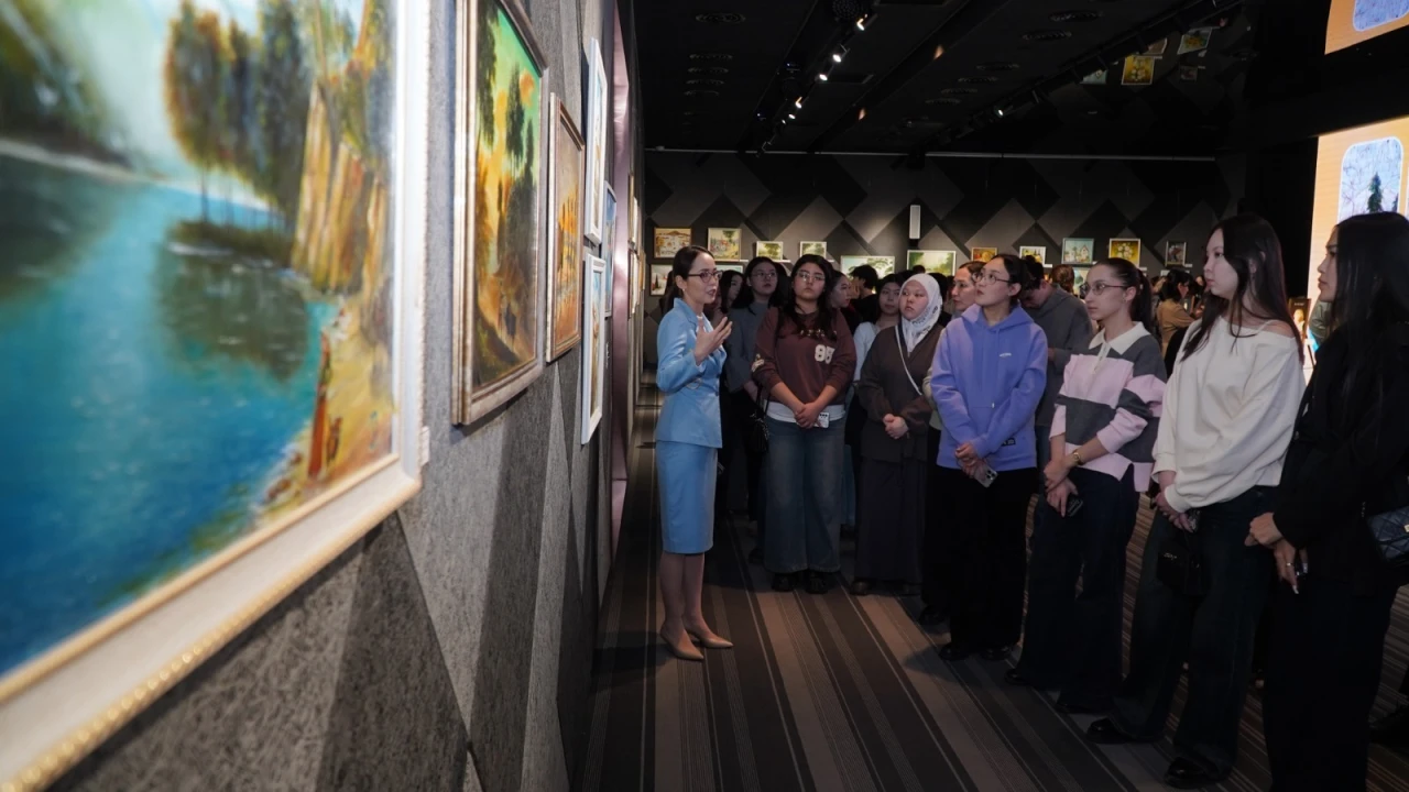 Президенттік орталықта Ольга Рехтинаның «Өзге әлемдер түсі» атты жеке көрмесі ашылды 