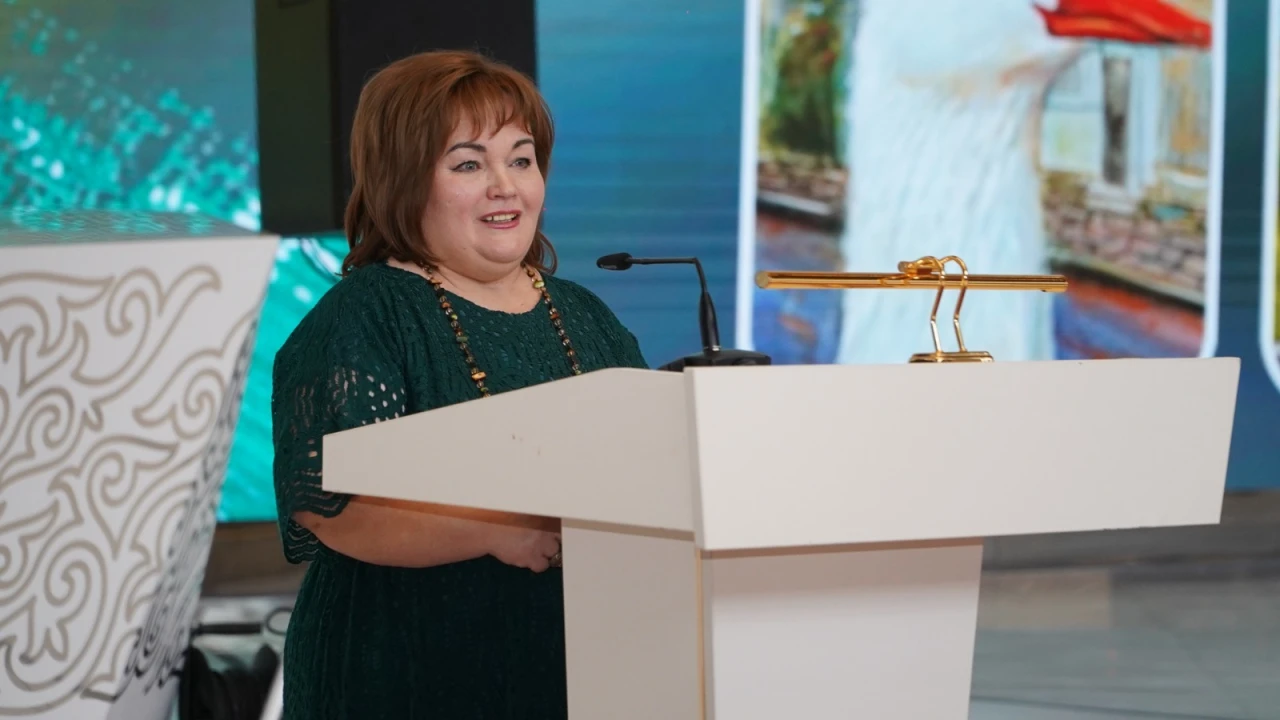 Президенттік орталықта Ольга Рехтинаның «Өзге әлемдер түсі» атты жеке көрмесі ашылды 