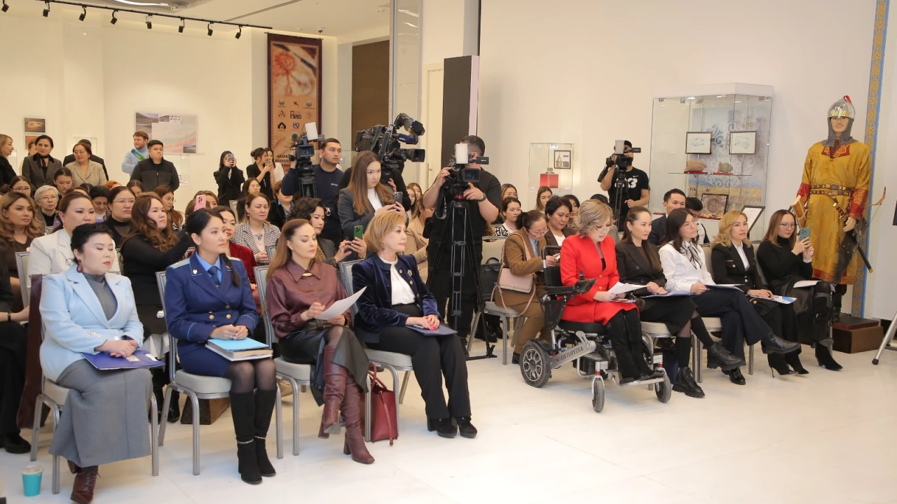 An international conference on constitutional reform was held in the capital city 