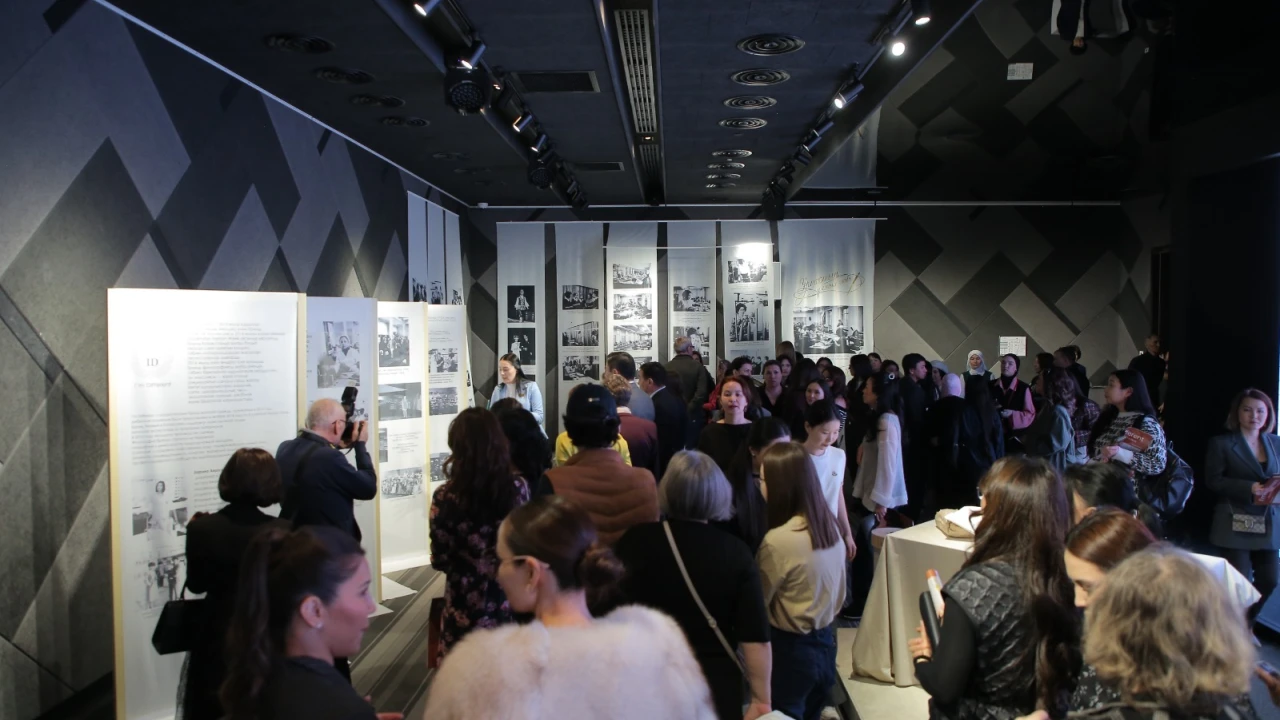 The photo exhibition "Thread of Generations" has opened in the capital city. 