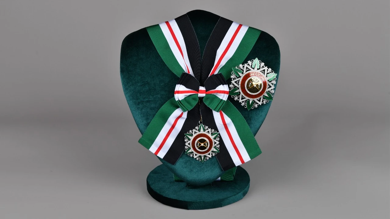 Награды Президента: За труд и Служение 