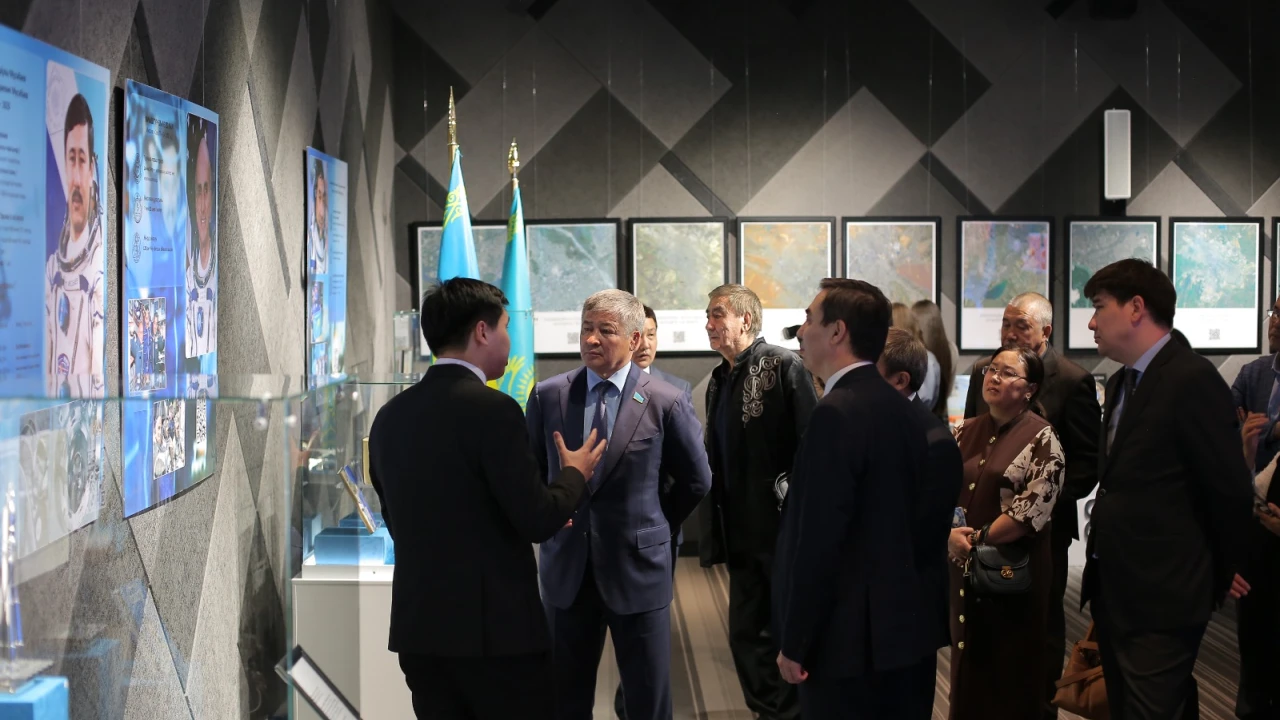An exhibition commemorating the 65th anniversary of Yuri Gagarin's space flight has opened in Astana. 