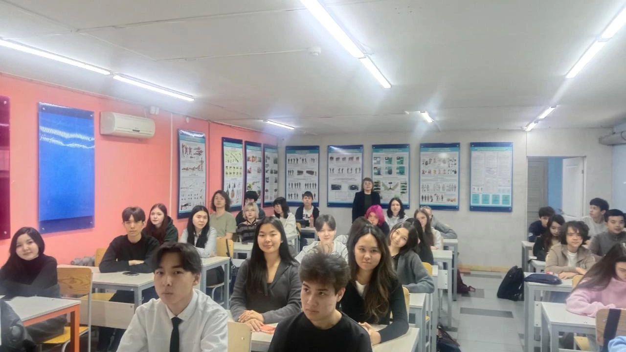 "Taza Kazakstan" as a Way of Life: Lectures for KILC and ENU Students 