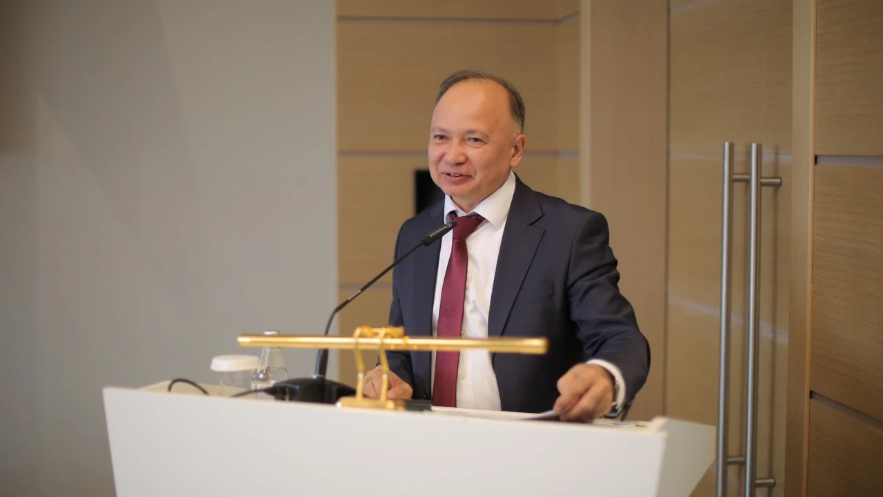 An expert meeting between youth and representatives of the space industry was held in the capital 