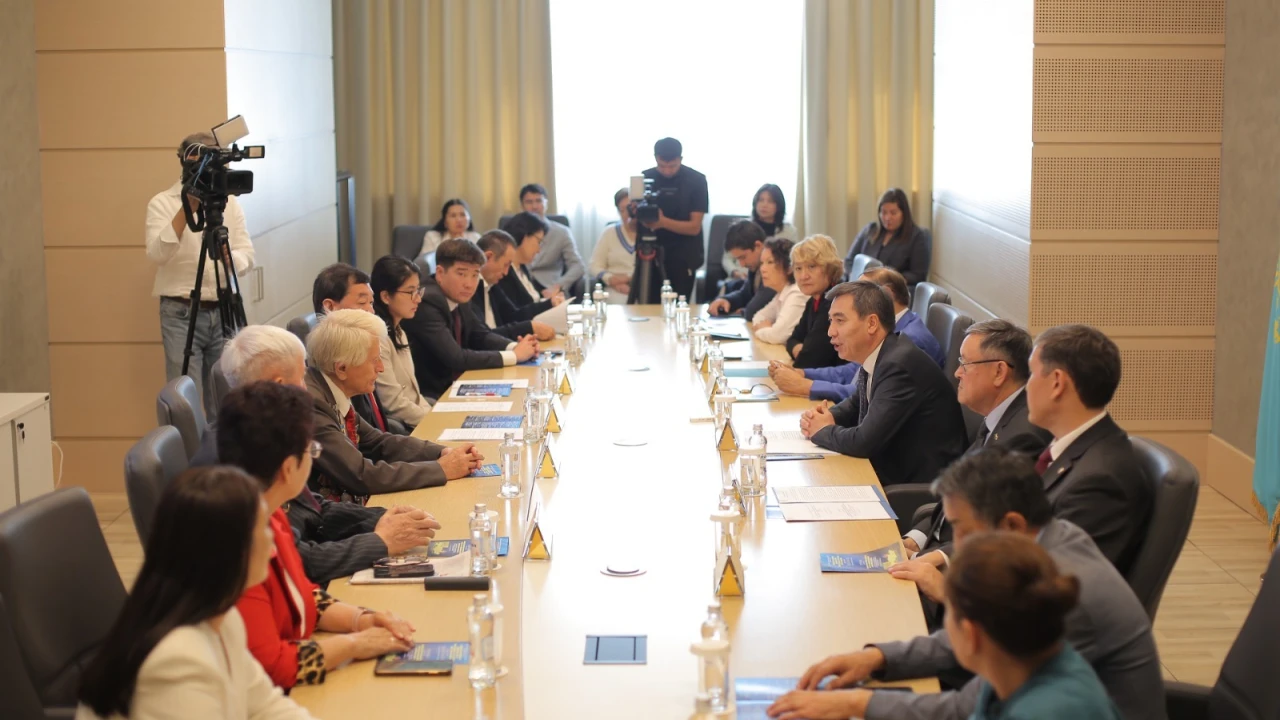 A roundtable discussion dedicated to the 35th anniversary of the closure of the Semipalatinsk Nuclear Test Site was held in the capital 